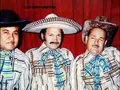 Carátula de Media vida, de Los Chaparritos